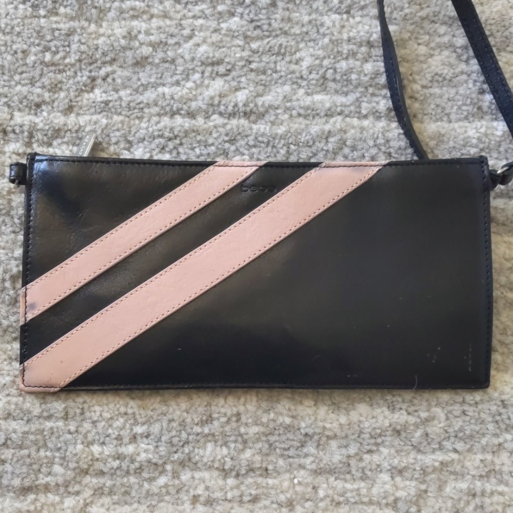 Leather bebe Wristlet